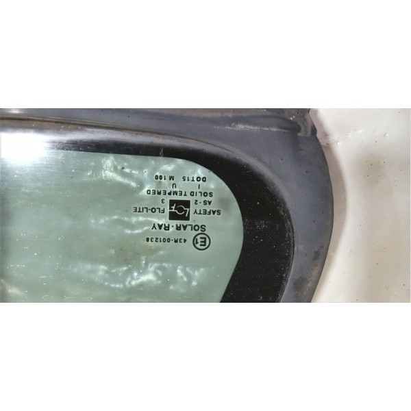 Vidro Fixo Porta Lado Direito Traseiro Gm Blazer 1997