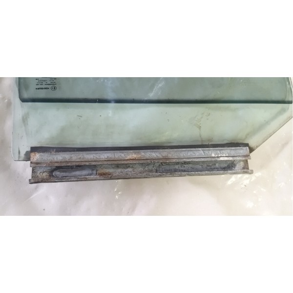 Vidro Porta Lado Esquerdo Traseiro Gm Blazer 97