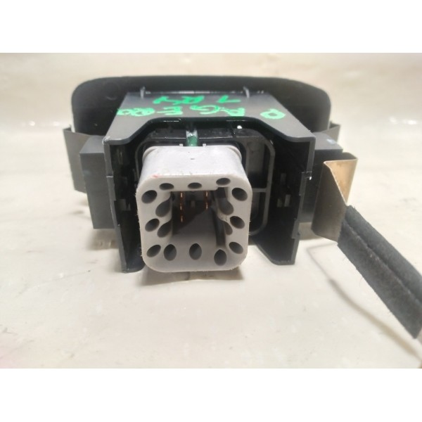 Botão Vidro Elétrico Mitsubishi Pajero Tr4 Tras. Dir. 2010