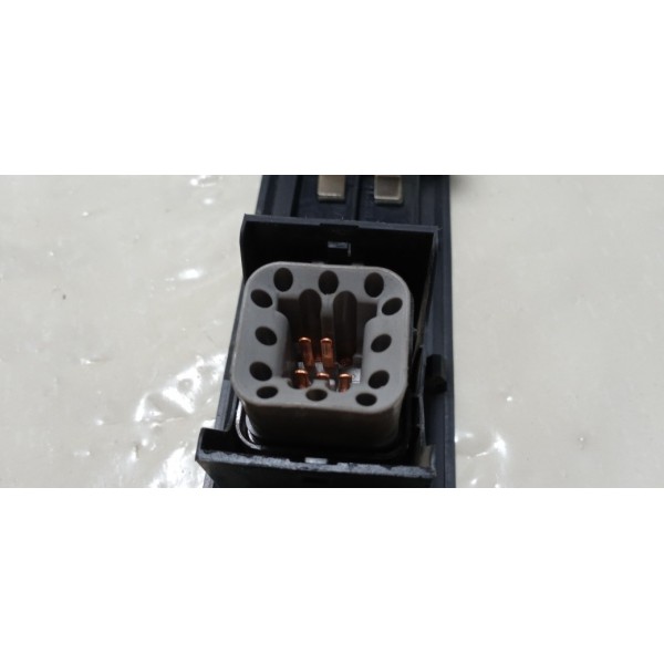 Botão Vidro Elétrico Diant. Direito Mitsub. Pajero Tr4 2010