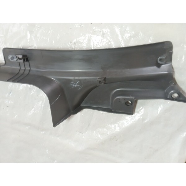 Soleira Acabamento Porta Lado Esquerdo Fiat Linea 2011