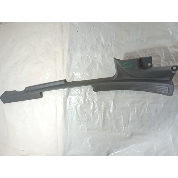 Soleira Acabamento Porta Lado Esquerdo Fiat Linea 2011