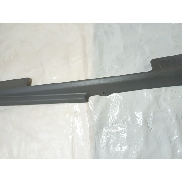 Soleira Acabamento Porta Lado Direito Fiat Linea 2011