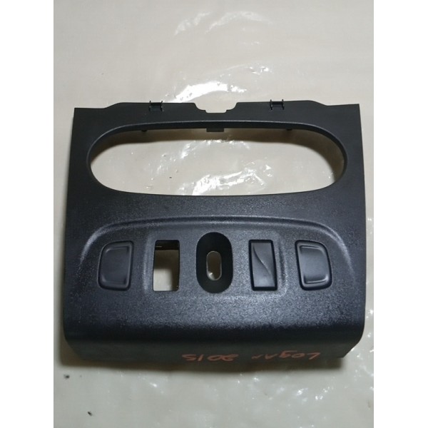 Moldura Central Acabamento Painel Renault Logan 2015