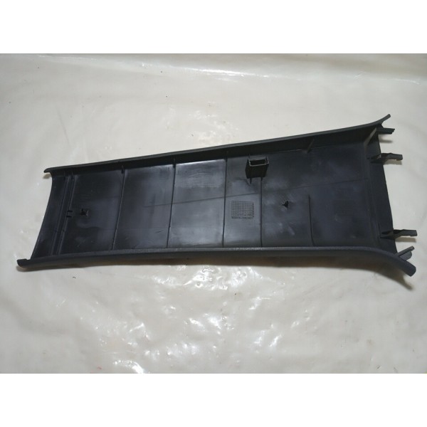 Acabamento Coluna Central Lado Direito Vw Golf 2005