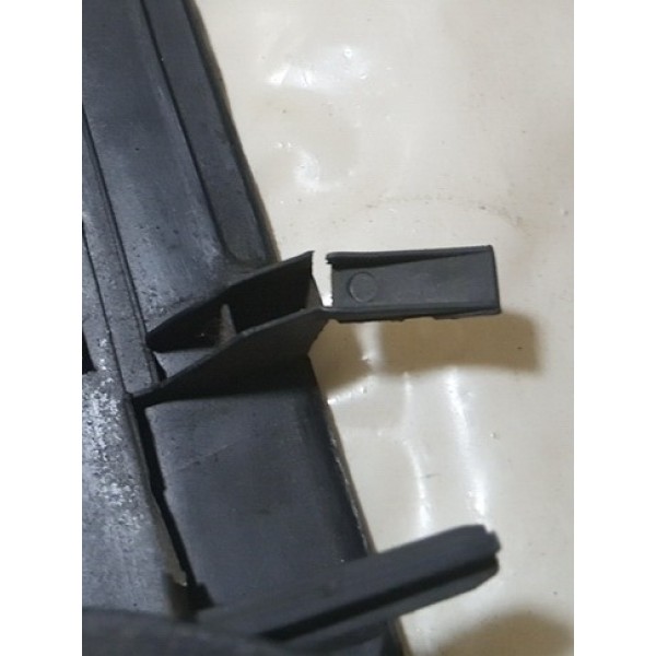 Acabamento Coluna Central Lado Esquerdo Vw Golf 2005