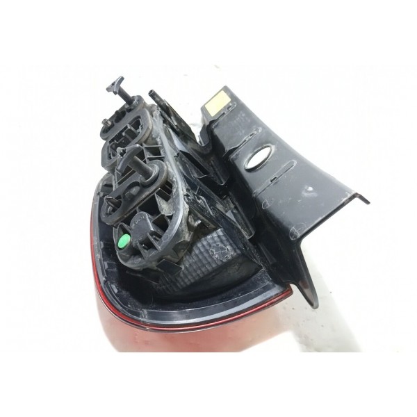 Lanterna Traseira L.esquerdo Renault Duster 2012 Esquerdo Vermelho