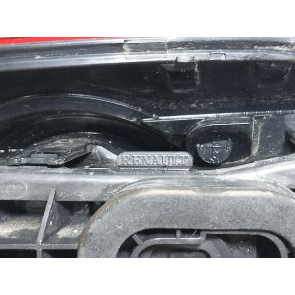 Lanterna Traseira L.esquerdo Renault Duster 2012 Esquerdo Vermelho