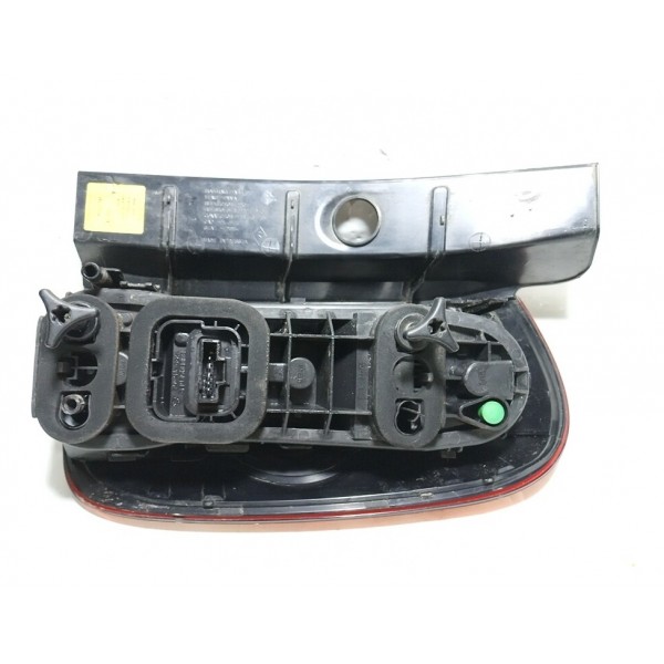 Lanterna Traseira L.esquerdo Renault Duster 2012 Esquerdo Vermelho