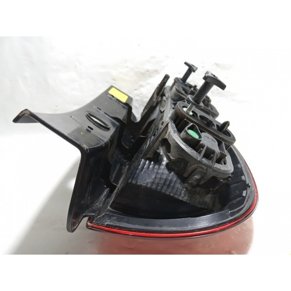 Lanterna Traseira Lado Direito Renault Duster 2012 Direito Vermelho