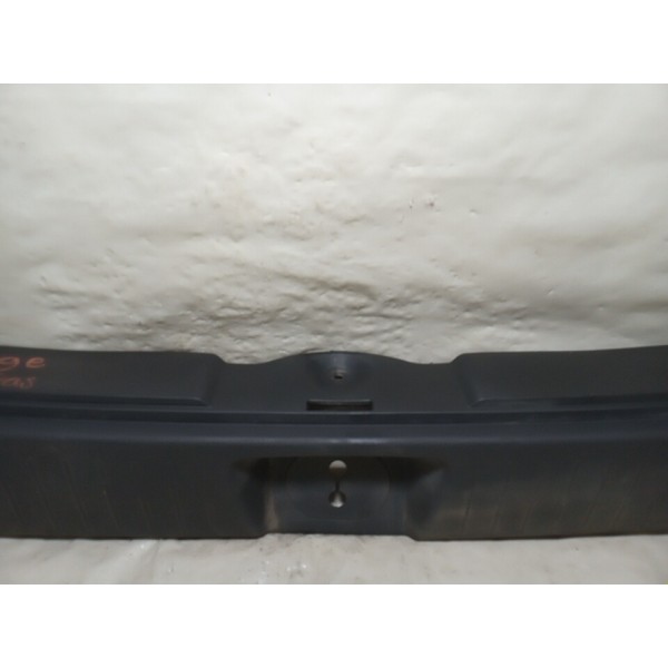 Acabamento Porta Malas Soleira Kia Sportage 2010