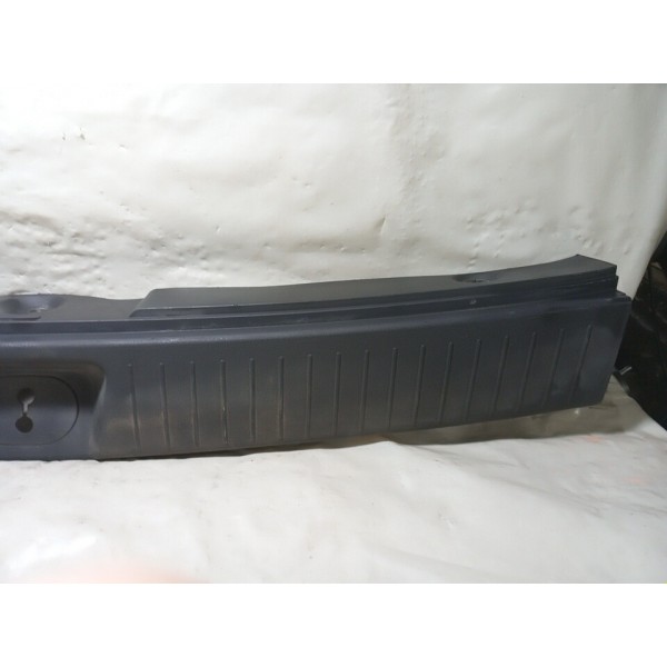 Acabamento Porta Malas Soleira Kia Sportage 2010