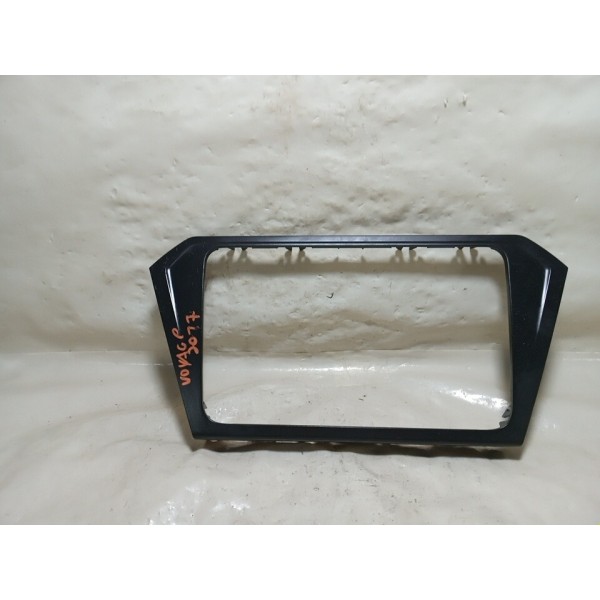 Moldura Central Vw Voyage G6 2017