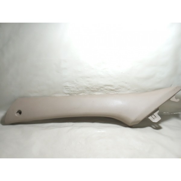 Acabamento Coluna Parabrisa Kia Sportage 2009 L.esquerdo