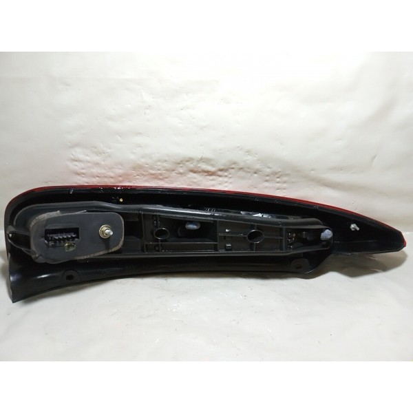 Lanterna Traseira Lado Direito Ford Fiesta 2014 Direito Vermelho