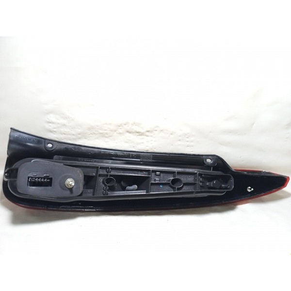 Lanterna Traseira Lado Esquerdo Ford Fiesta 2014 Esquerdo/motorista Vermelho