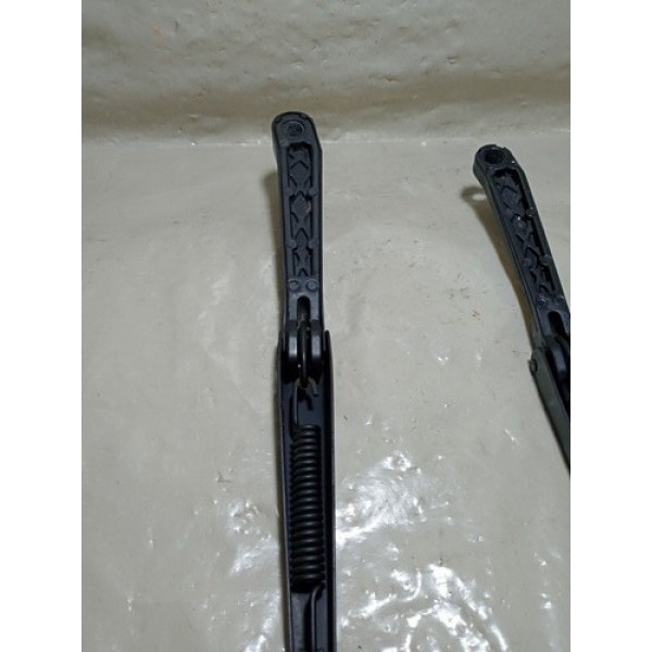 Braço Haste Limpador De Parabrisa Diant. Gm S10 1999   Direito