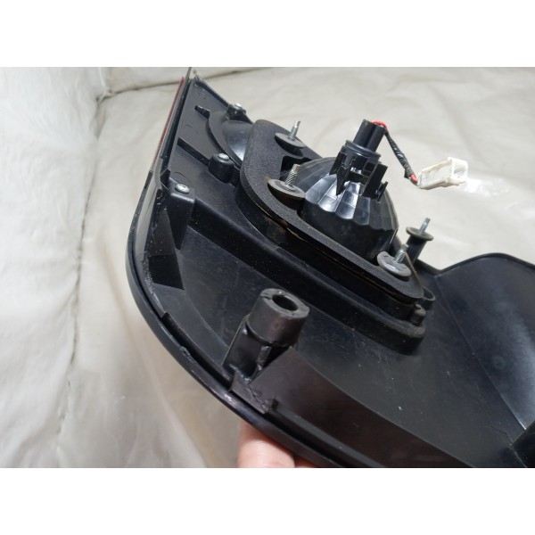 Aplique Suporte De Placa Com Lanterna Gm Corsa  Classic 2016