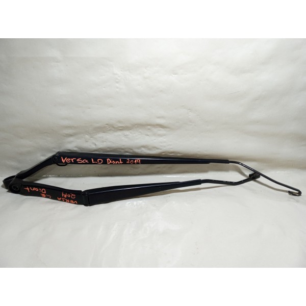 Braço Haste Limpador  Parabrisa Nissan Versa 2015 Par  Direito