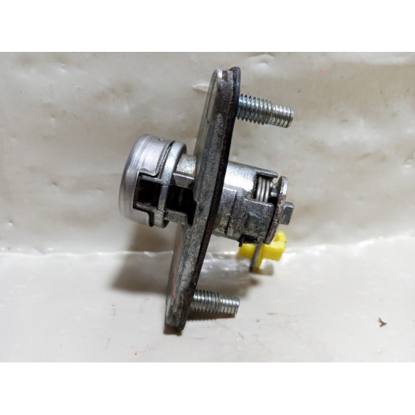 Miolo Tampa Traseira Nissan Versa 2014