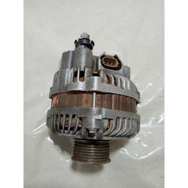 Alternador Nissan Versa  1.6 2014
