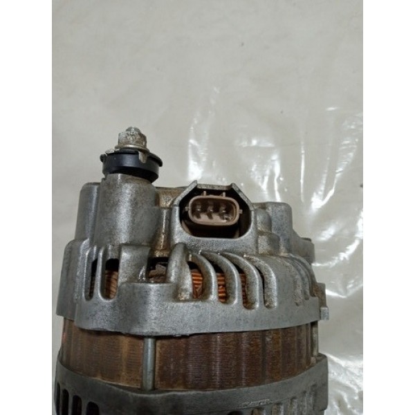 Alternador Nissan Versa  1.6 2014