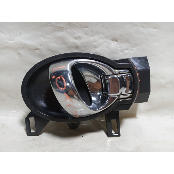 Maçaneta Interna Traseira Direita Nissan Versa 2014 Dianteira