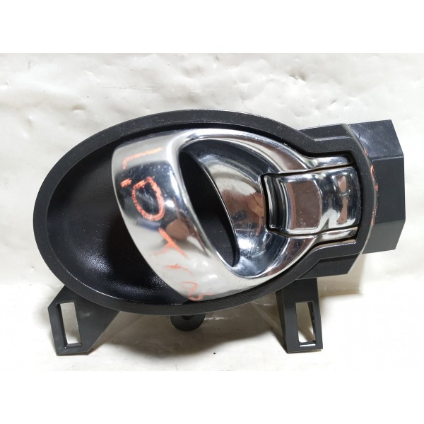 Maçaneta Interna Traseira Direita Nissan Versa 2014 Dianteira