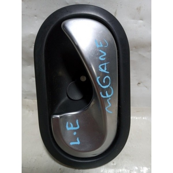 Maçaneta Interna Traseira L. Esquerda Renault Megane 2007 Traseira