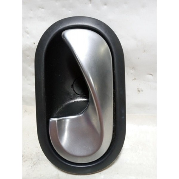 Maçaneta Interna Dianteira Esquerda Renault Megane 2007 Dianteira