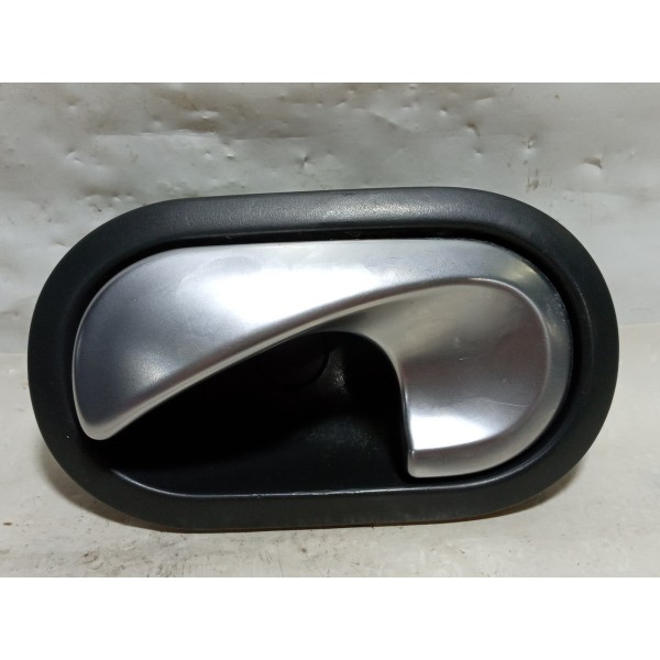 Maçaneta Interna Dianteira Esquerda Renault Megane 2007 Dianteira