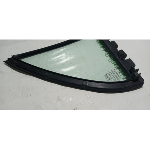 Vidro Lateral Traseiro Fixo Esquerdo Toyota Corolla Xli 2004