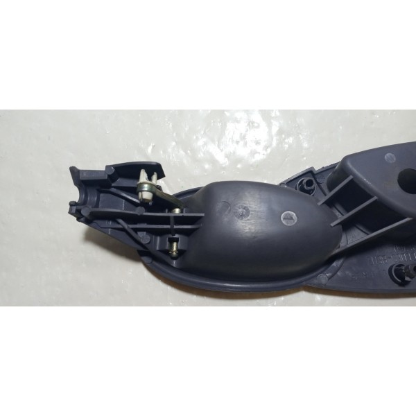 Maçaneta Interna Diant. Tras. L. Esq. Mercedes Classe A 190  Dianteira/traseira