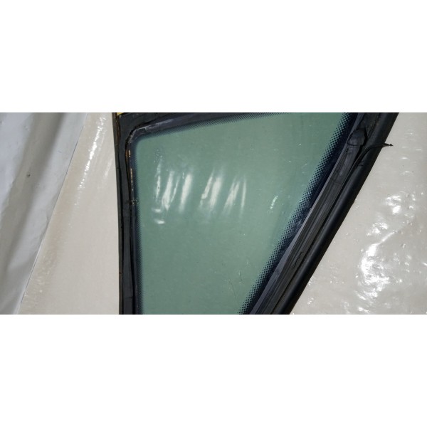 Vidro Fixo Inferior L. Esquerdo  Mercedes Benz Classe A 190