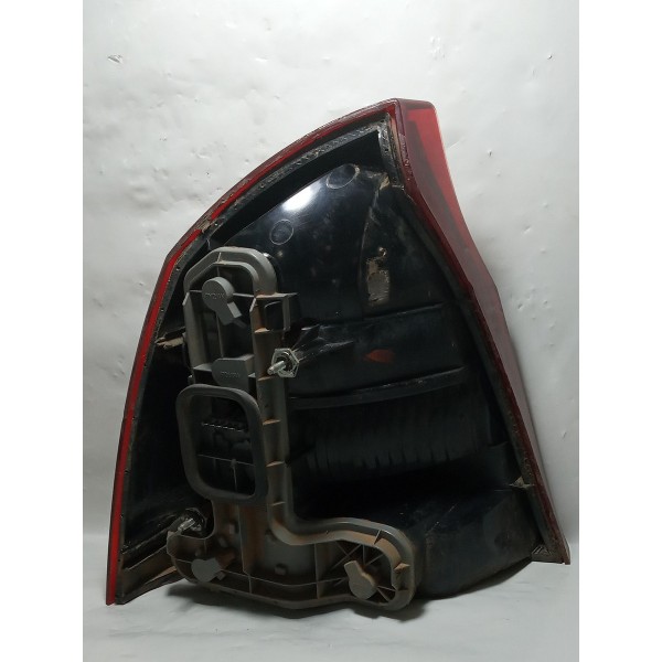 Lanterna Traseira Lado Direito Gm Corsa Sedan Maxx 2010 Direito Laranja-claro