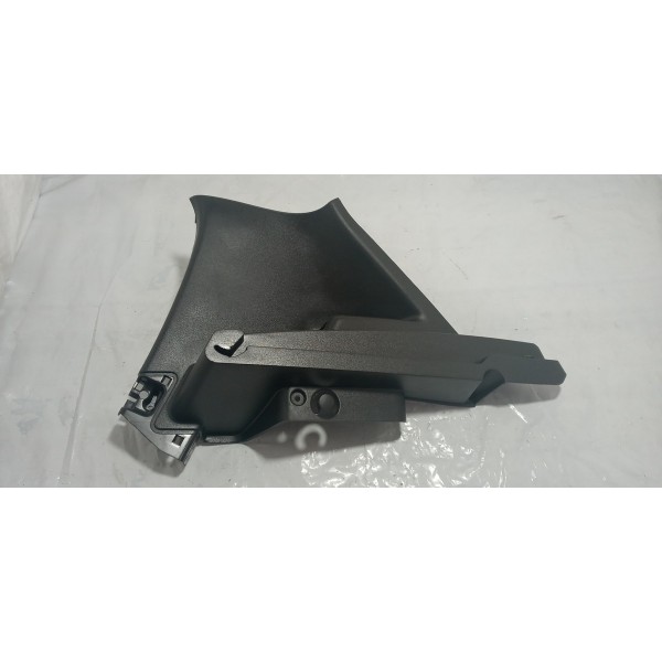 Acabamento Suporte Tampao Traseiro Renault Sandero 2011 L.e