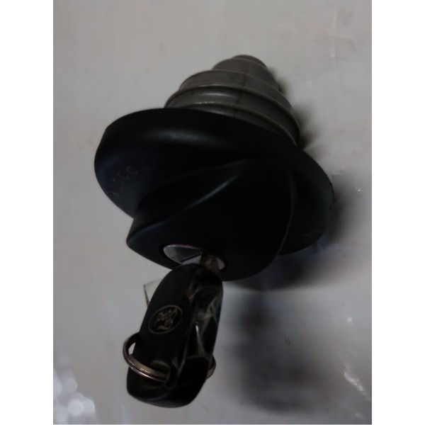 Tampa Do Gargalo Com Chave Ford Fiesta 2012