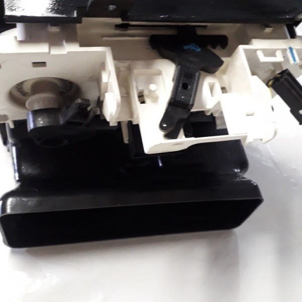 Comando Ar Cond. Difusor Moldura Central Palio Wk 2006