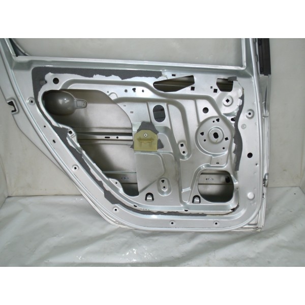 Porta Traseira Esquerda Peugeot 307 2005 Hatch Traseira Esquerdo Prateado