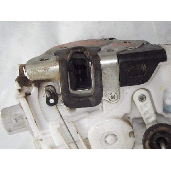 Fechadura Porta Esquerda Com Cabo Vw Saveiro Cross 2011 G5