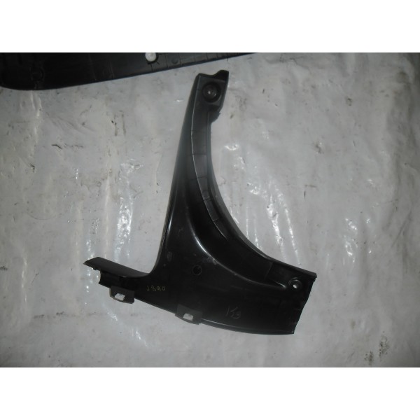 Acabamento Capo Traseiro E Acabamento Banco Hyundai Hb20