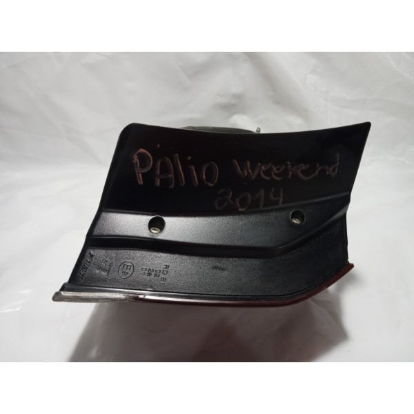 Lanterna Direita Fiat Palio Weekend 2014