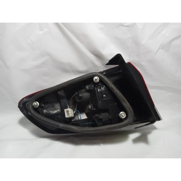 Lanterna Direita Fiat Palio Weekend 2014