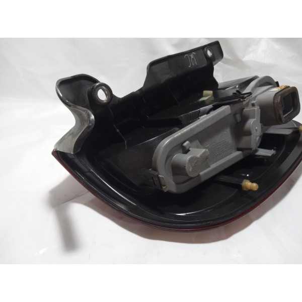 Lanterna Lado Direita Fiat Uno Vivace 2012 Direito Vermelho