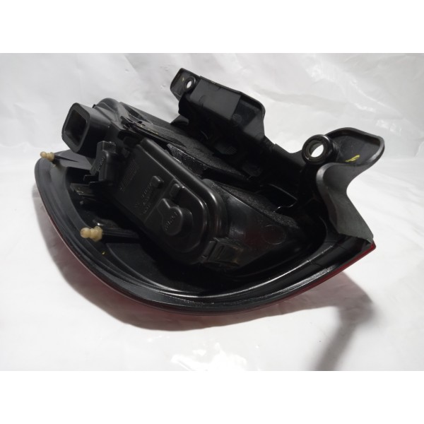 Lanterna Esquerda Fiat Uno Vivace 2011