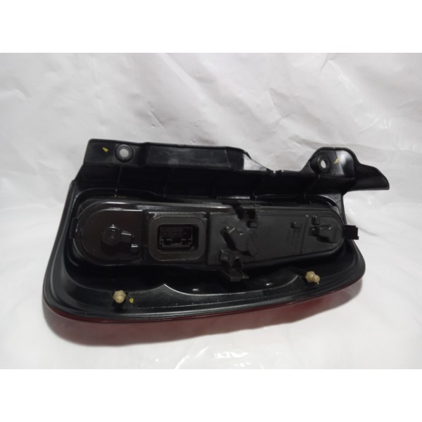 Lanterna Esquerda Fiat Uno Vivace 2011