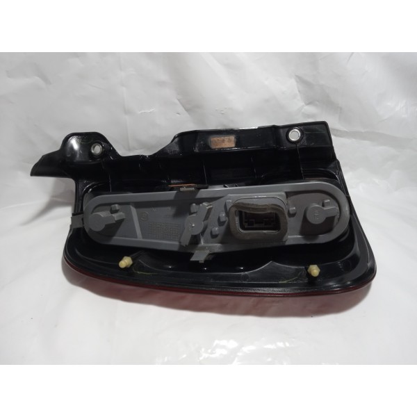 Lanterna Direita Fiat Uno Vivace  Direito Vermelho