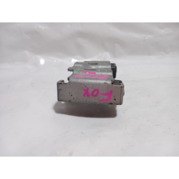 Batente Tampa Traseira Vw Fox 2006