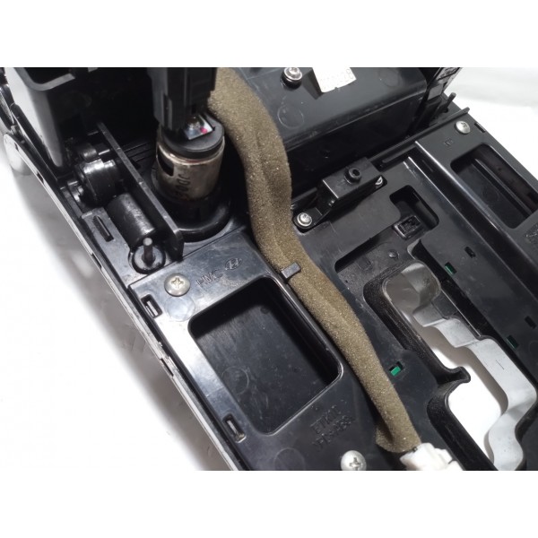 Moldura Alavanca Marcha Porta Objetos Hyundai Veracruz 2011