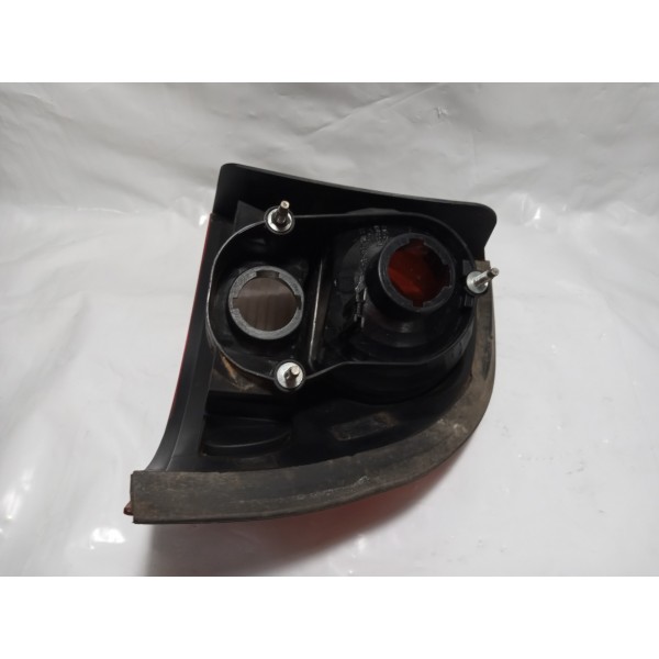 Lanterna Traseira Esquerda Gm Corsa Classic 2016 Esquerdo Vermelho